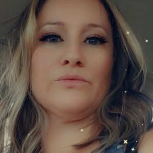 Meet your Posher, Nina